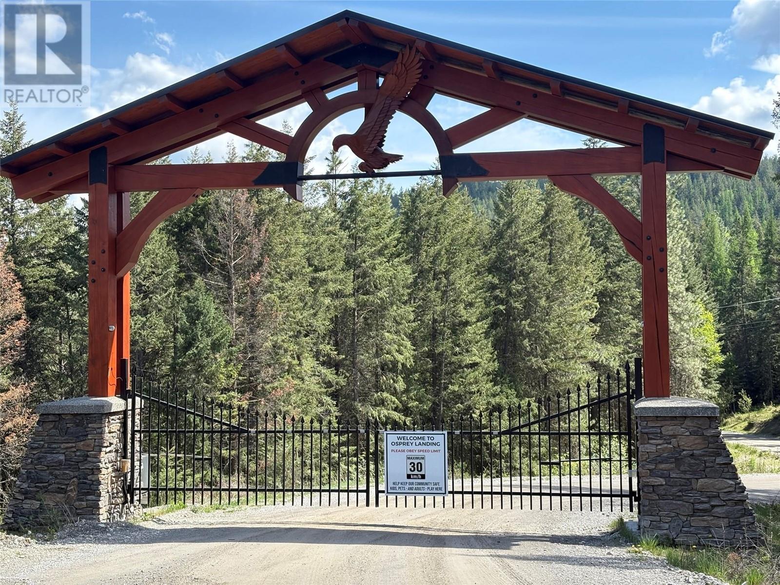 SL44 OSPREY Landing Drive, wardner, British Columbia