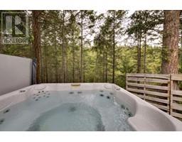10600 Columbia Way, vernon, British Columbia