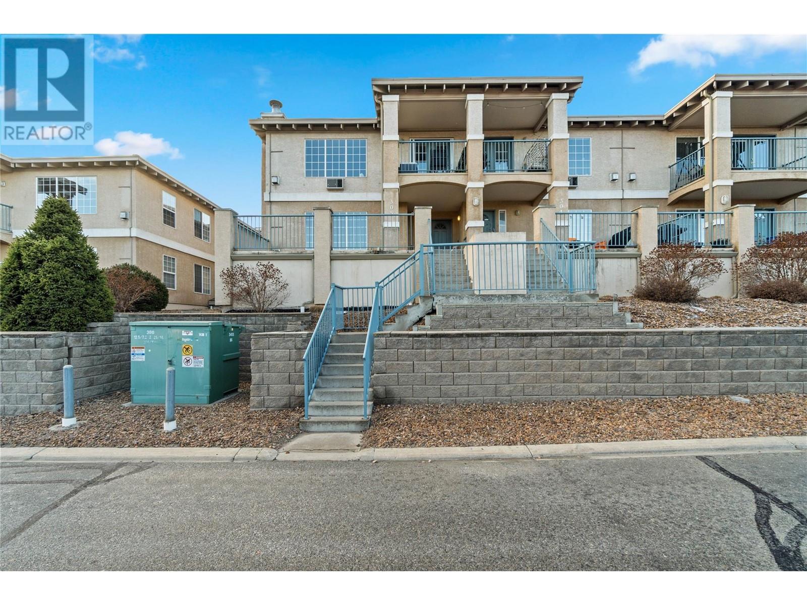 875 SAHALI Terrace Unit# 305, kamloops, British Columbia