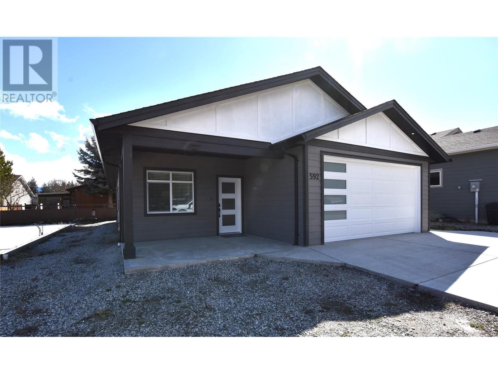 592 Nighthawk Avenue, vernon, British Columbia