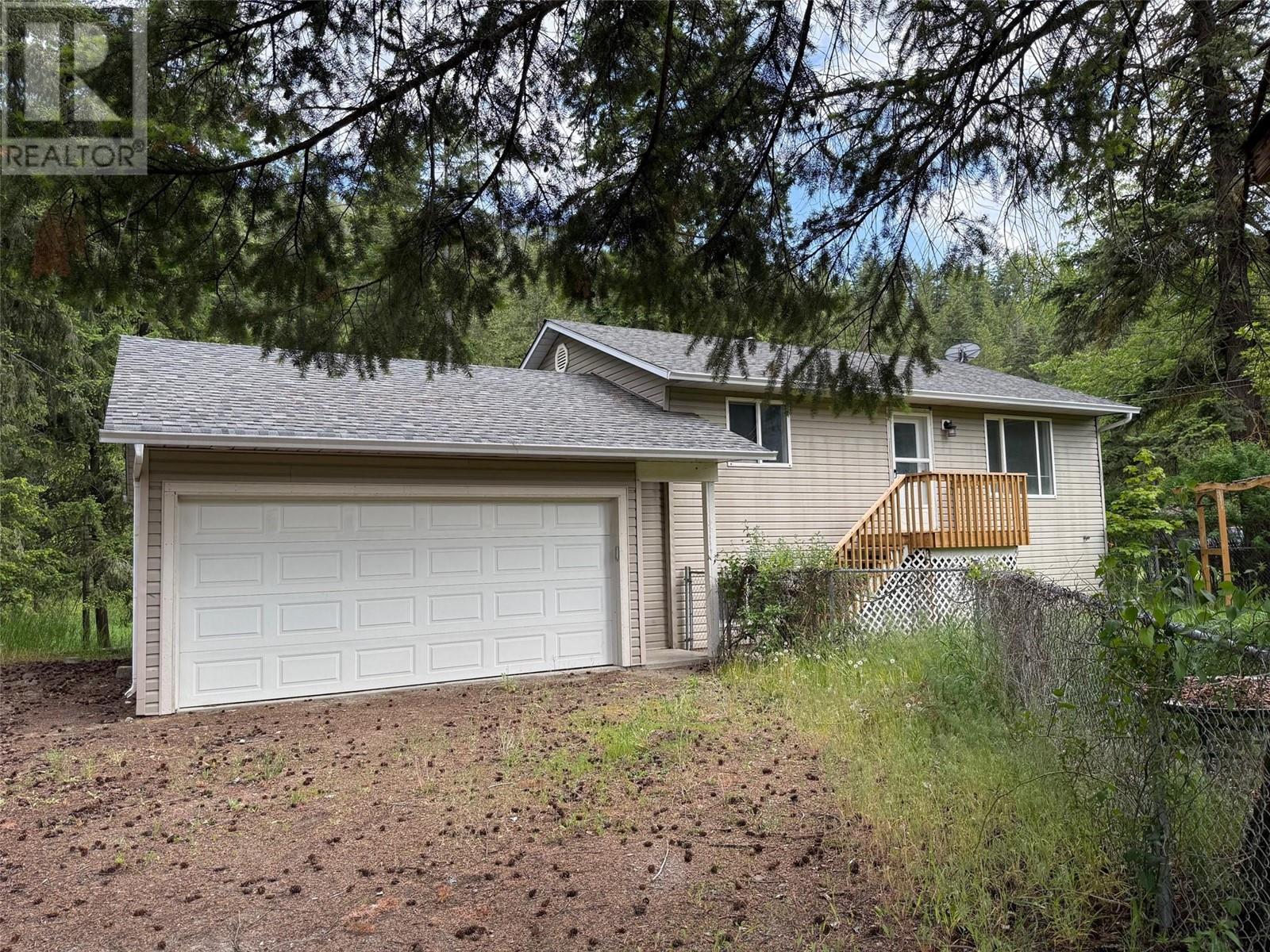 1788 Pinegrove Road, mclure, British Columbia