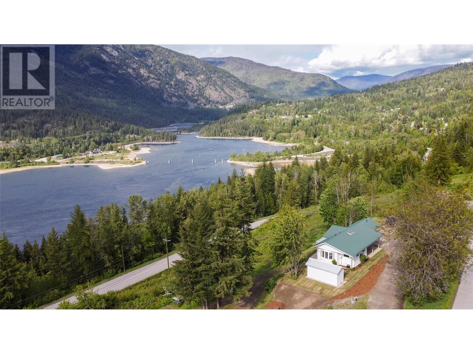 3288 Vindusky Road, nelson, British Columbia