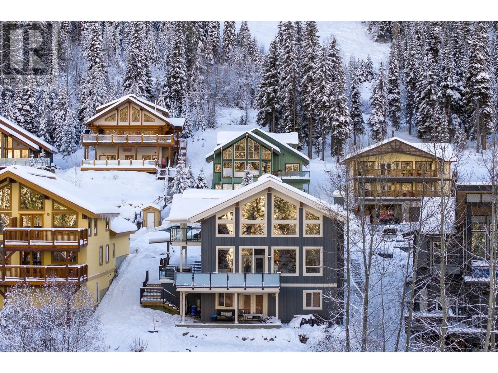 2416 Fairways Drive, sun peaks, British Columbia