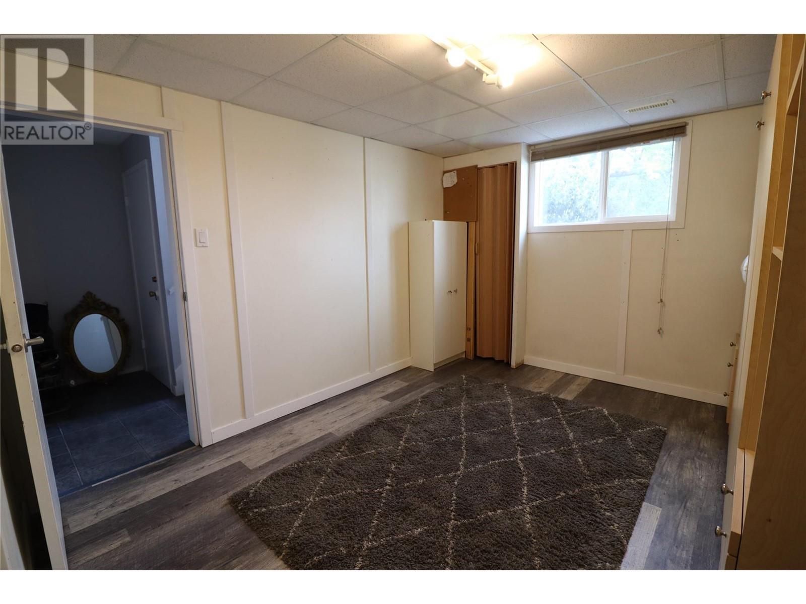 425 PEMBERTON Terrace, kamloops, British Columbia