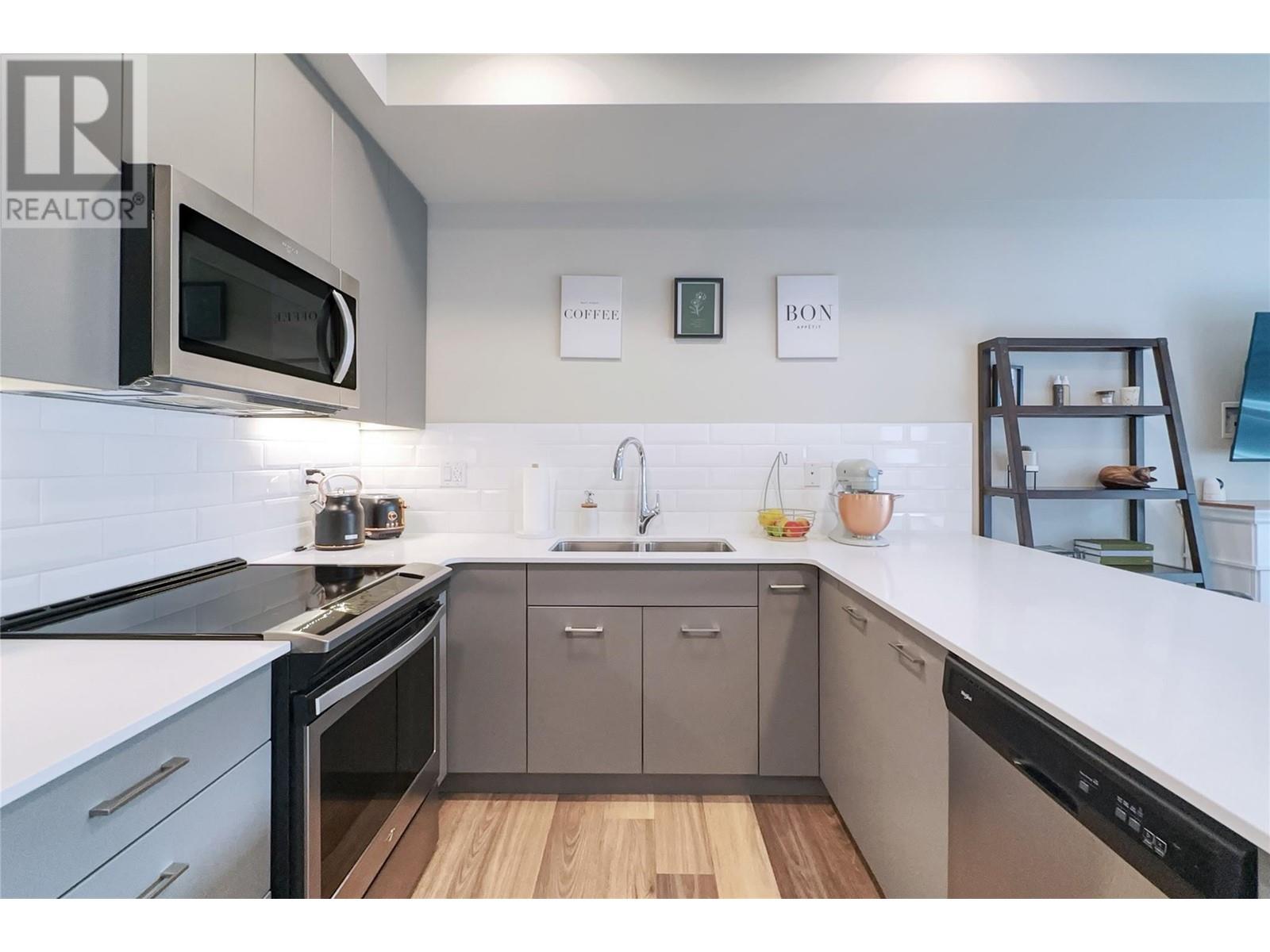722 Valley Road Unit# 219, kelowna, British Columbia