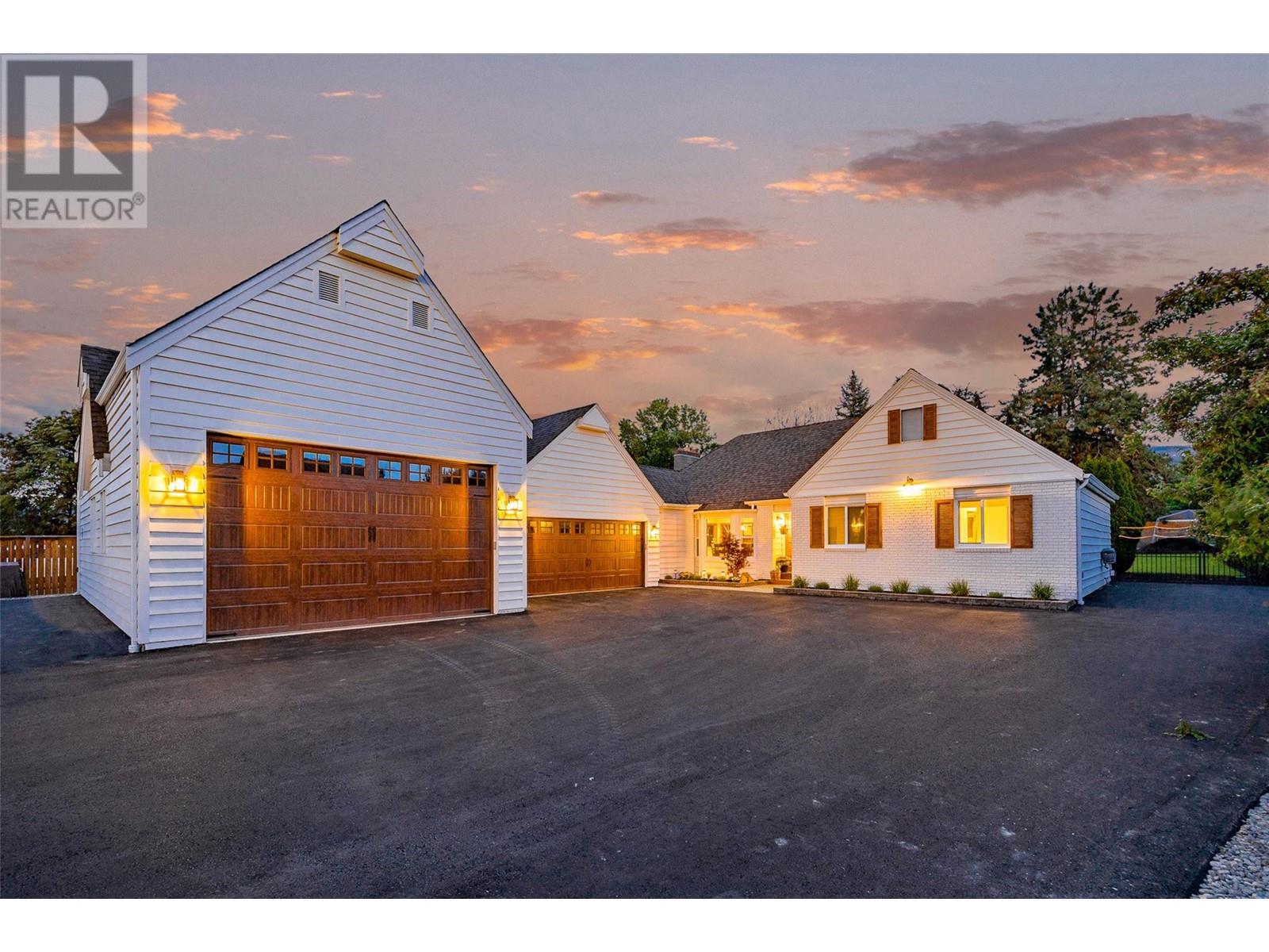 1451 Oakridge Road, kelowna, British Columbia