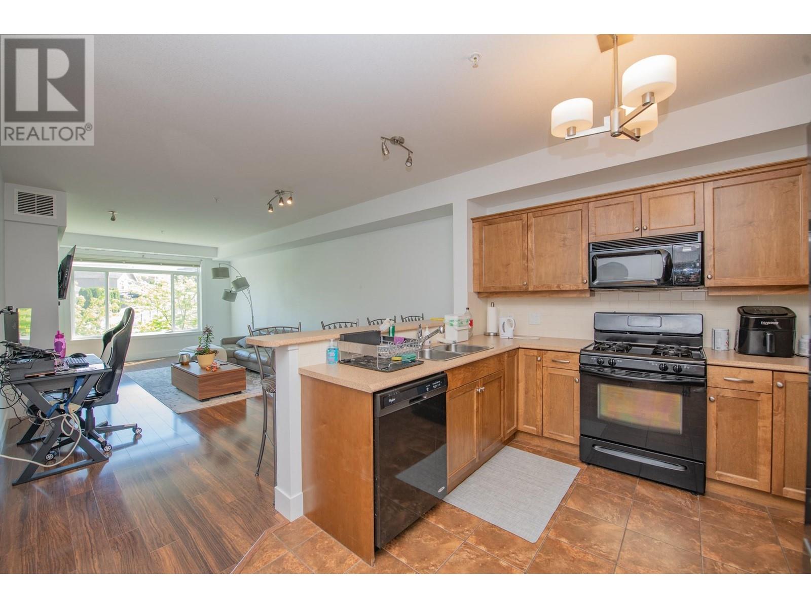 2532 Shoreline Drive Unit# 305, lake country, British Columbia