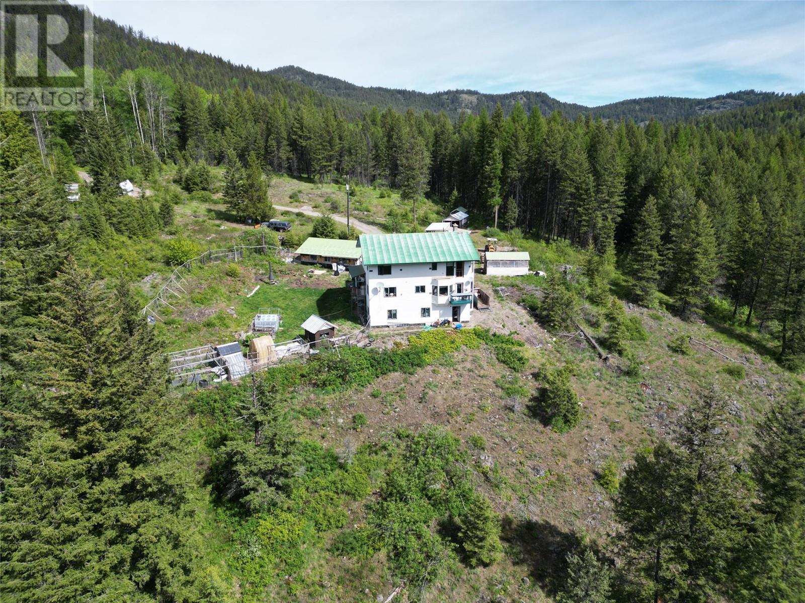 6050 Athelston-Hartford Road, grand forks, British Columbia