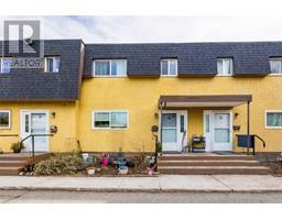 1283 Bernard Avenue Unit# 10, kelowna, British Columbia