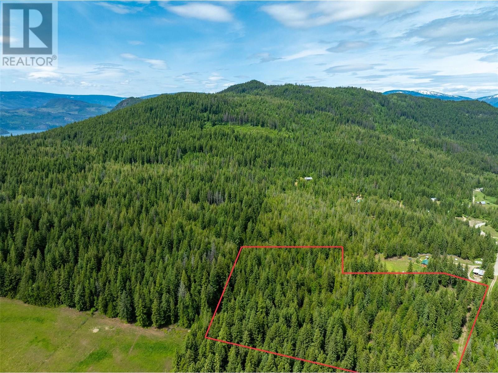 3175 Hautala Road, sorrento, British Columbia