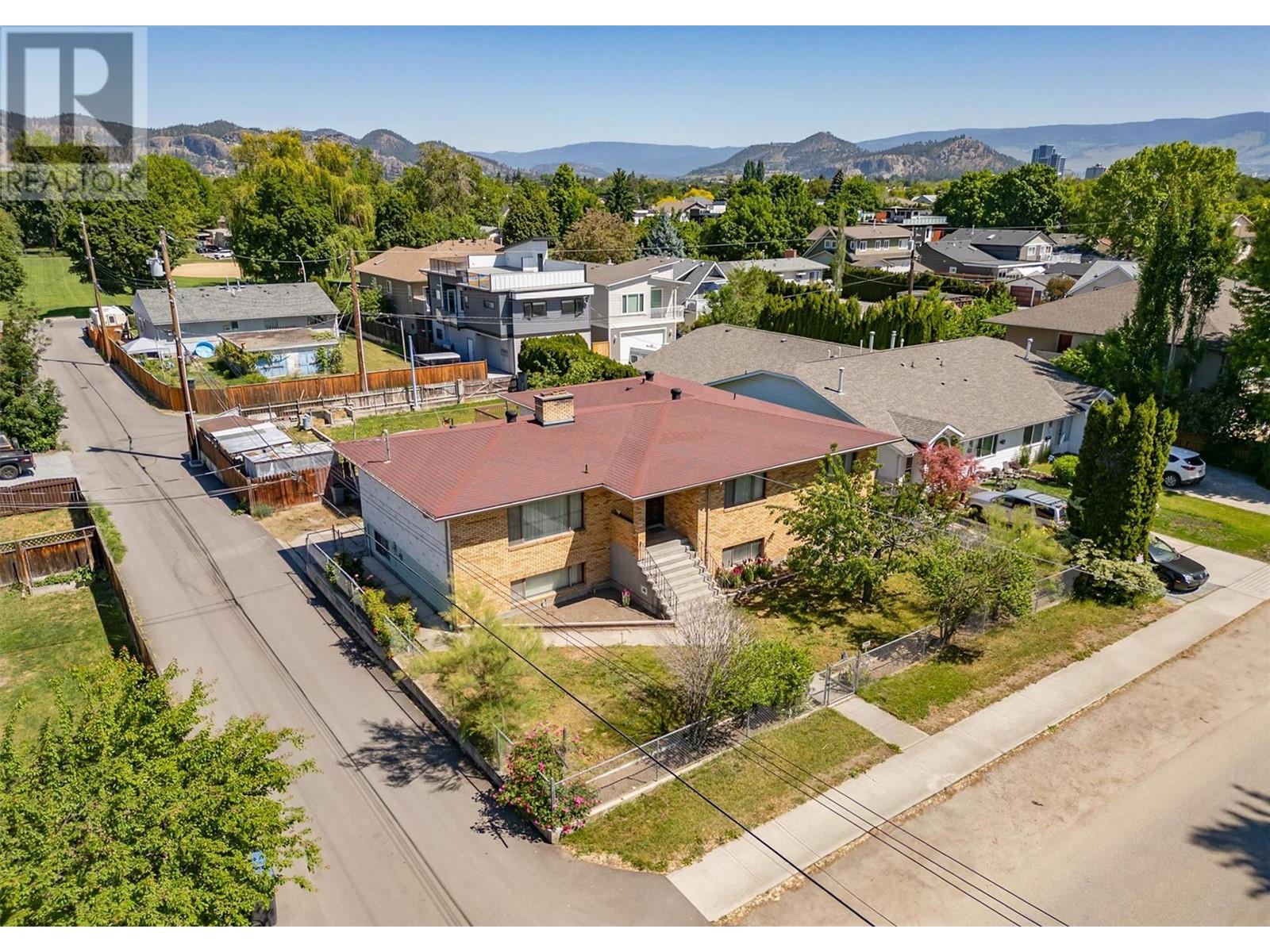 734 Francis Avenue, kelowna, British Columbia