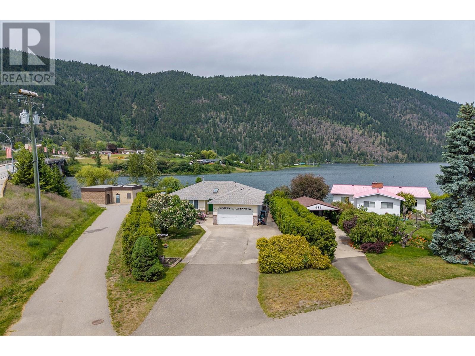 634 Hysop Place, chase, British Columbia