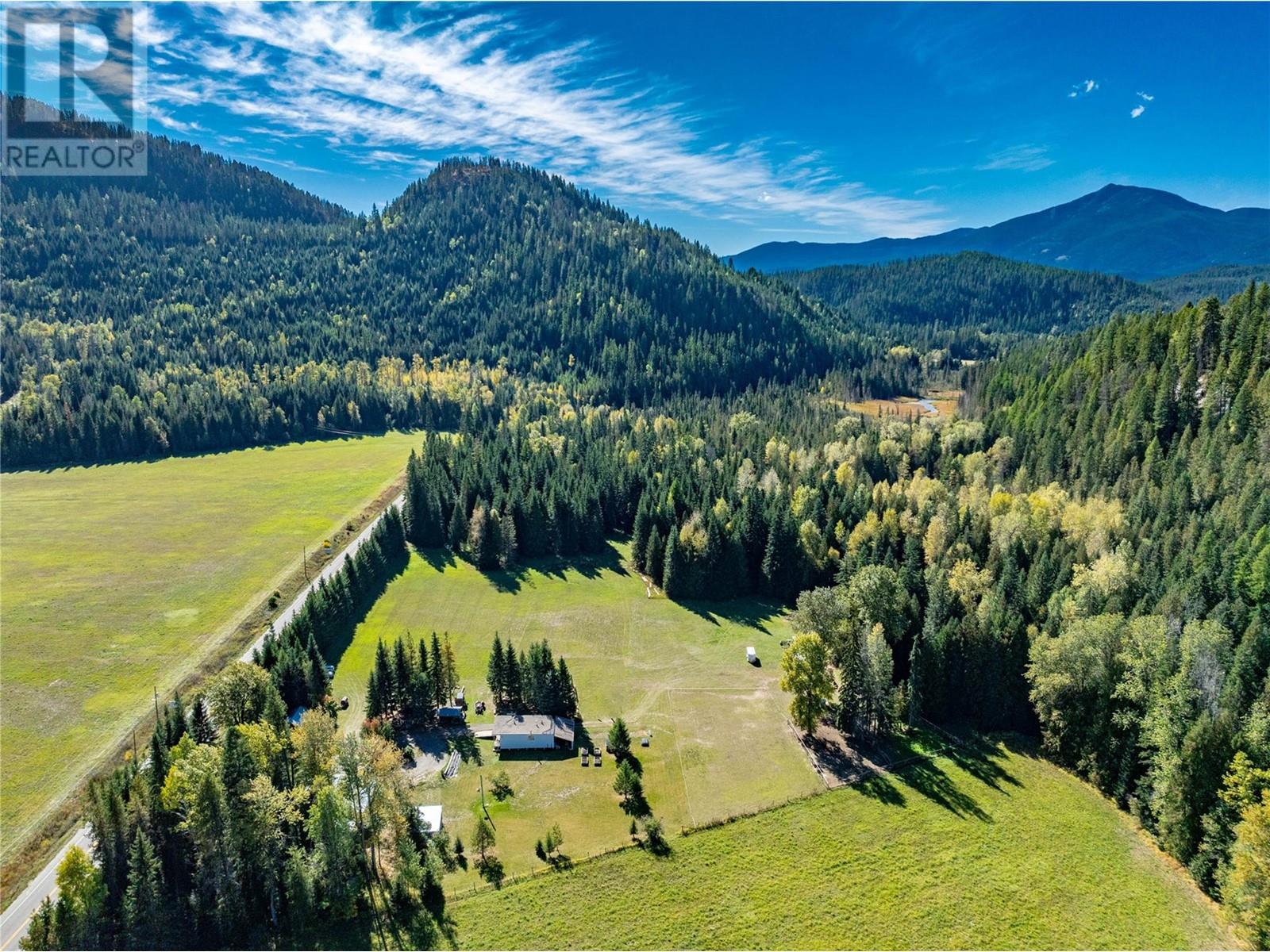 9848 6 Highway, salmo, British Columbia
