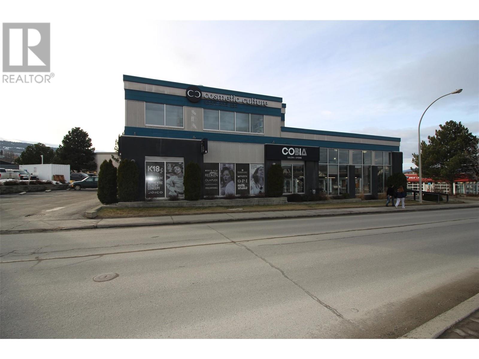 1300 SUMMIT Drive, kamloops, British Columbia