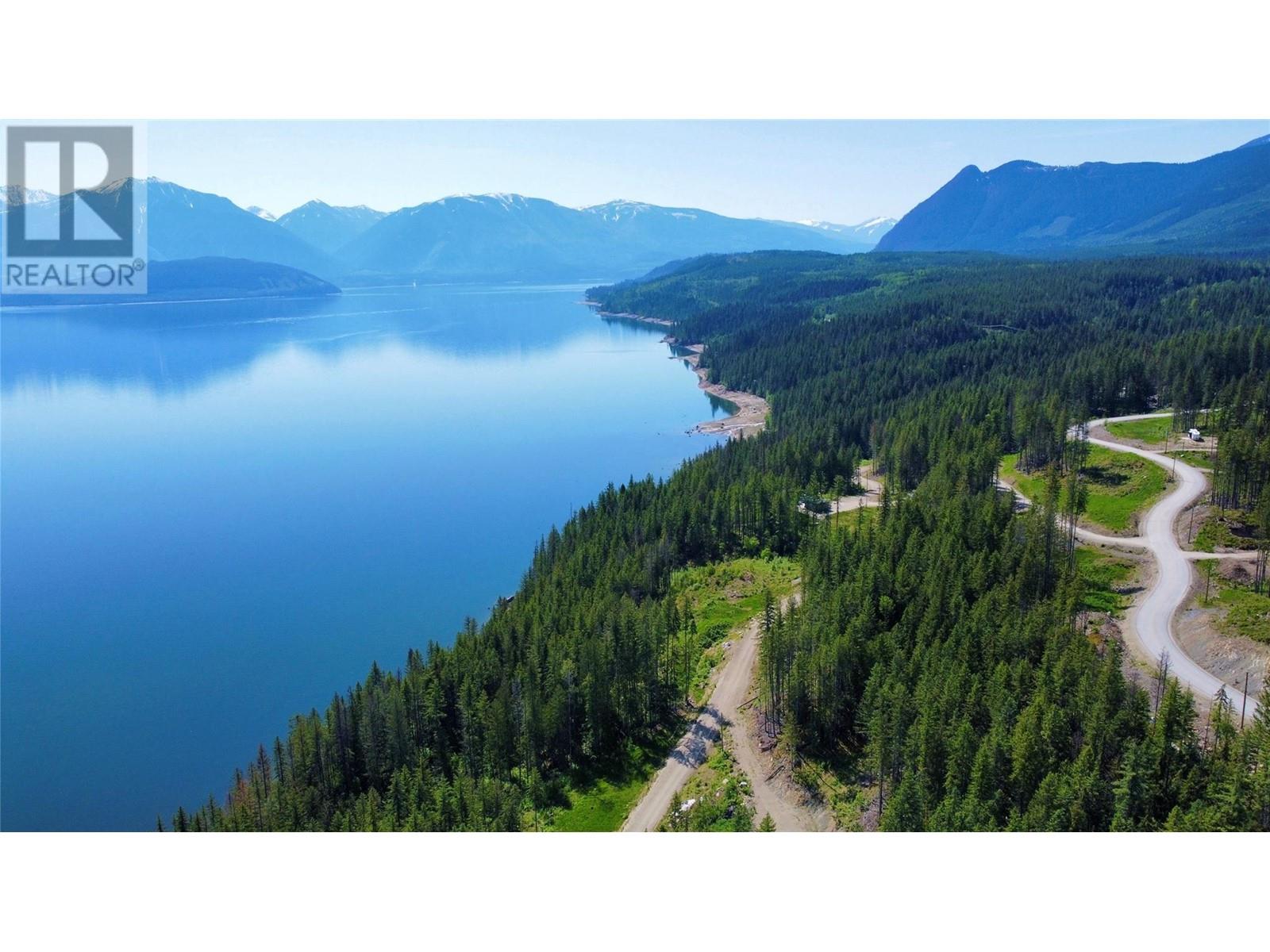 7927 Arrowhead Road, revelstoke, British Columbia