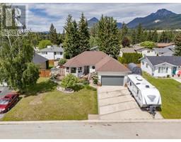 1505 Cedar Street, golden, British Columbia