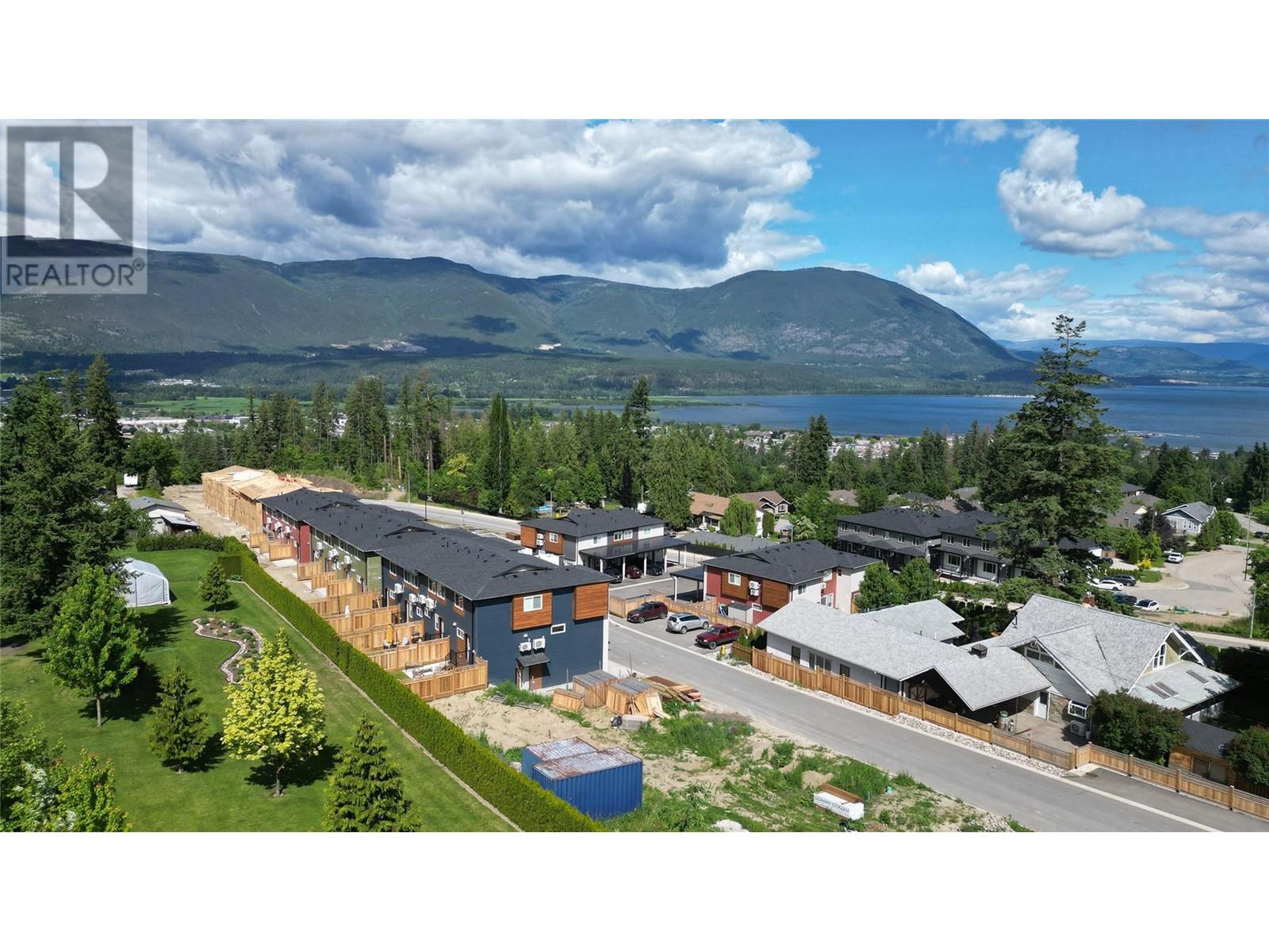 981 12 Street SE Unit# 35, salmon arm, British Columbia