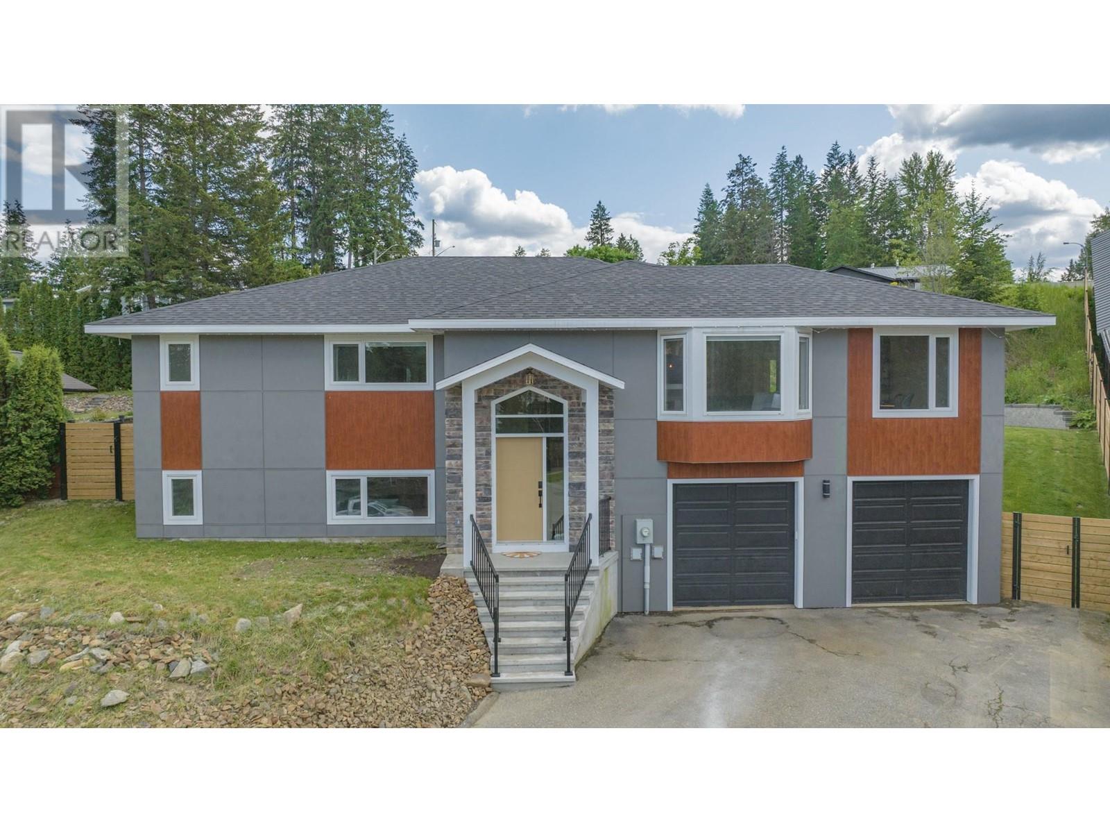 2224 Linea Crescent, lumby, British Columbia