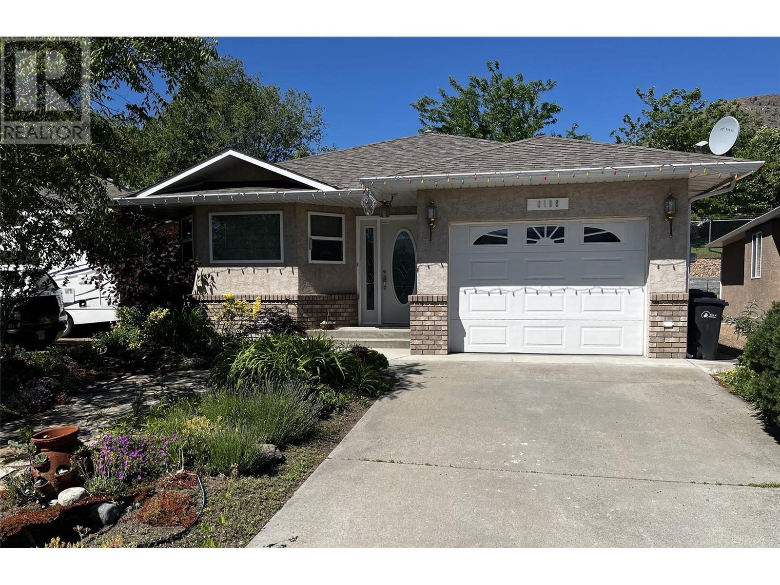 6108 Saint Martin Place, oliver, British Columbia