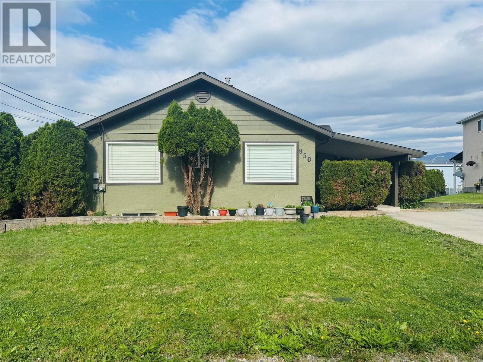 950 Maygard Road, kelowna, British Columbia