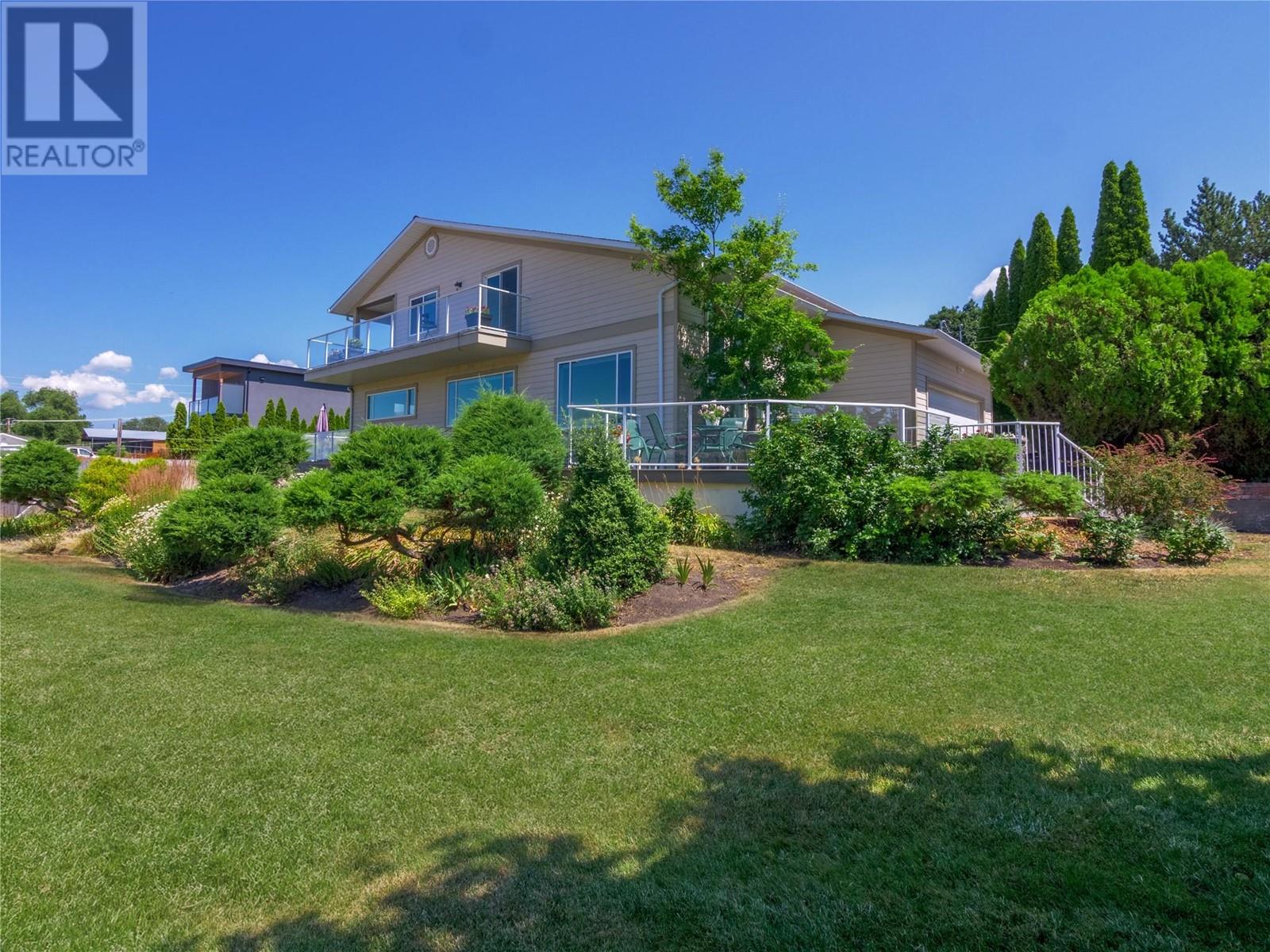 501 Nanaimo Avenue E, penticton, British Columbia