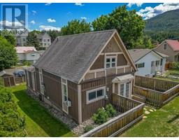 150 1 Street SE, salmon arm, British Columbia