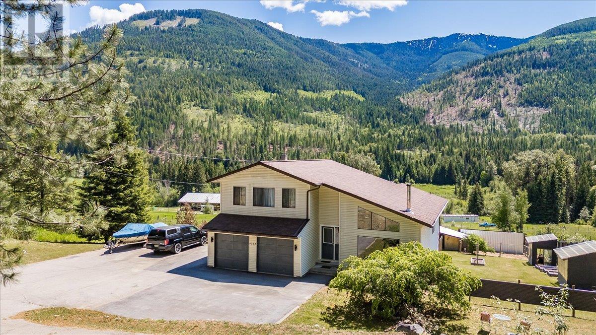 4252 ROSS SPUR Road, ross spur, British Columbia