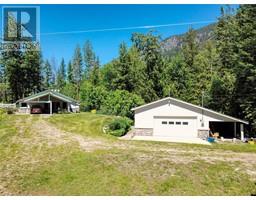 3320 Jackson Road, canyon, British Columbia