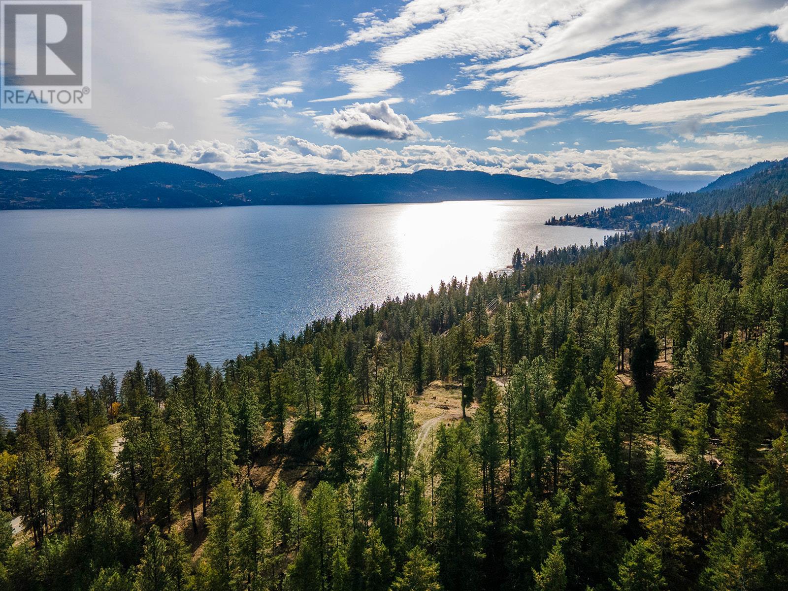 2751N Westside Road, kelowna, British Columbia