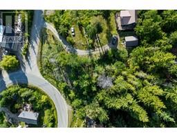 7227 Estate Drive, anglemont, British Columbia