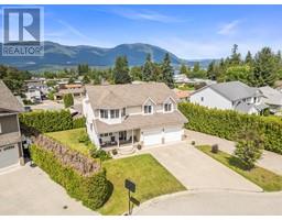 1960 2 Avenue NE, salmon arm, British Columbia