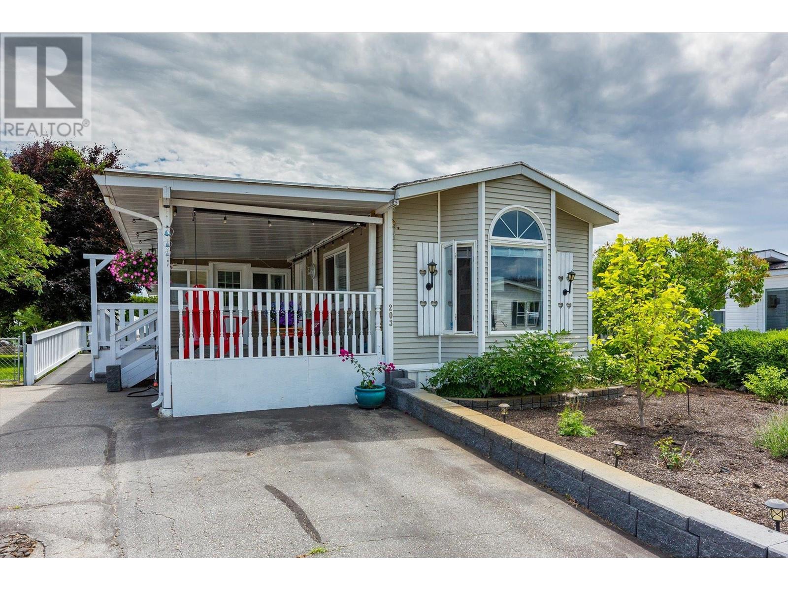 720 Commonwealth Road Unit# 203, kelowna, British Columbia