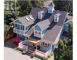 1009 Lawrence Avenue, kelowna, British Columbia