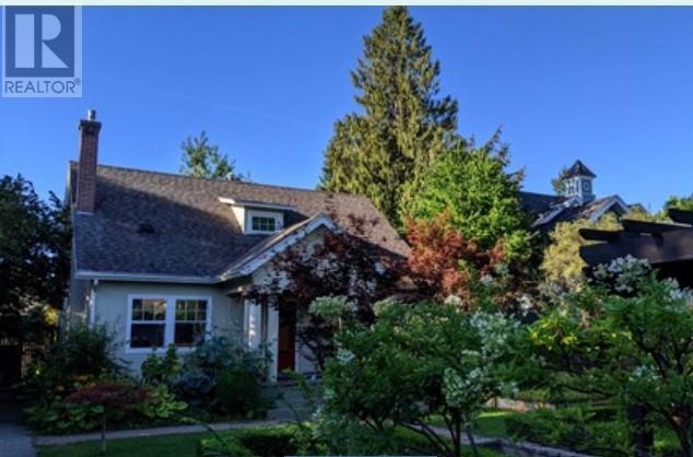 1023 Lawrence Avenue, kelowna, British Columbia