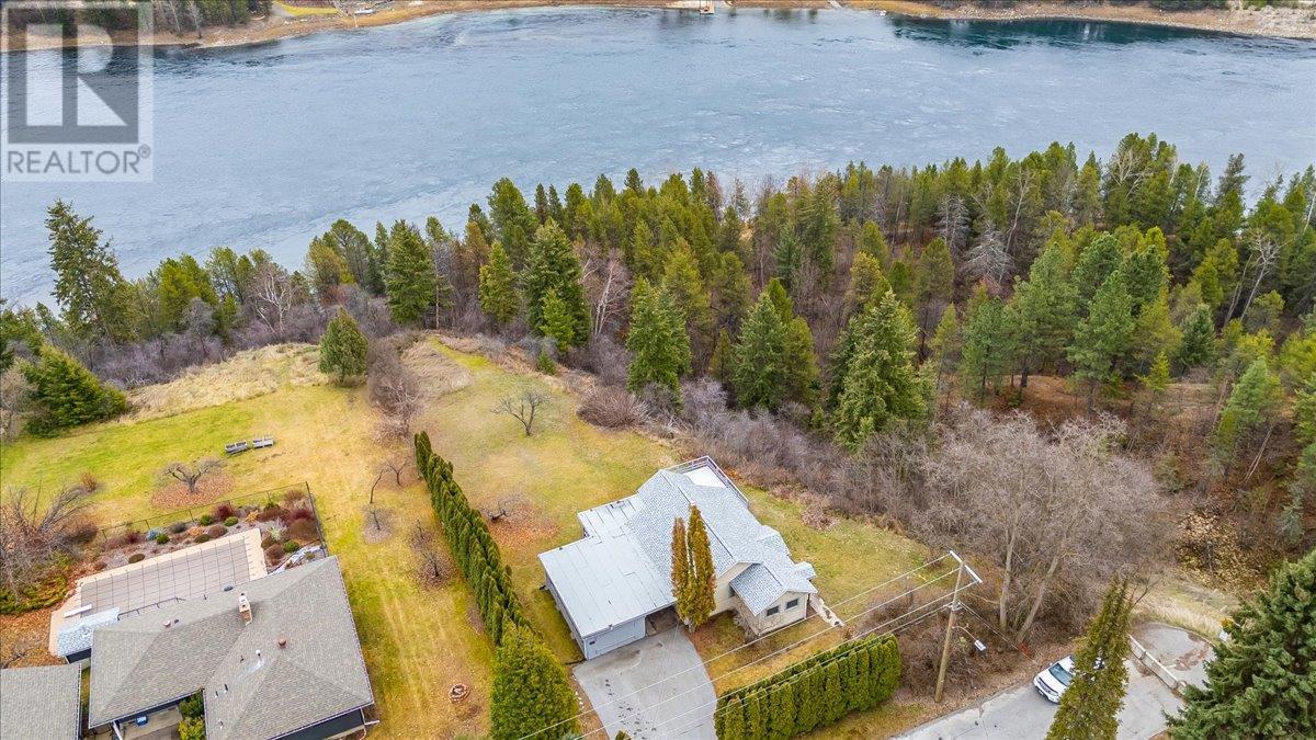 3601 3rd Avenue, castlegar, British Columbia
