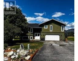 640 UPPER LAKEVIEW Road Unit# 7, invermere, British Columbia