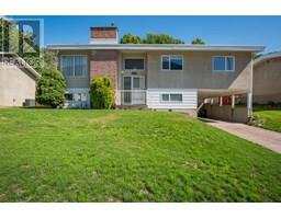 3555 HIGHWAY Drive, trail, British Columbia