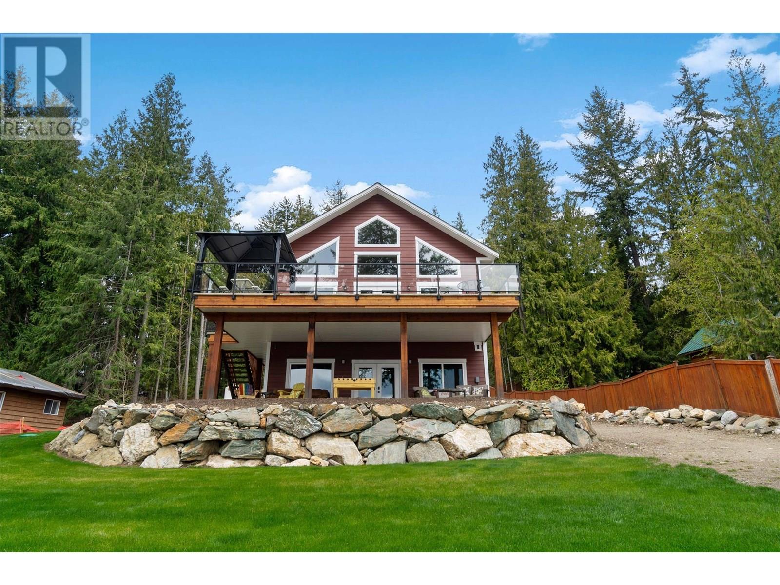 7918 Gardiner Road Lot# 9, anglemont, British Columbia
