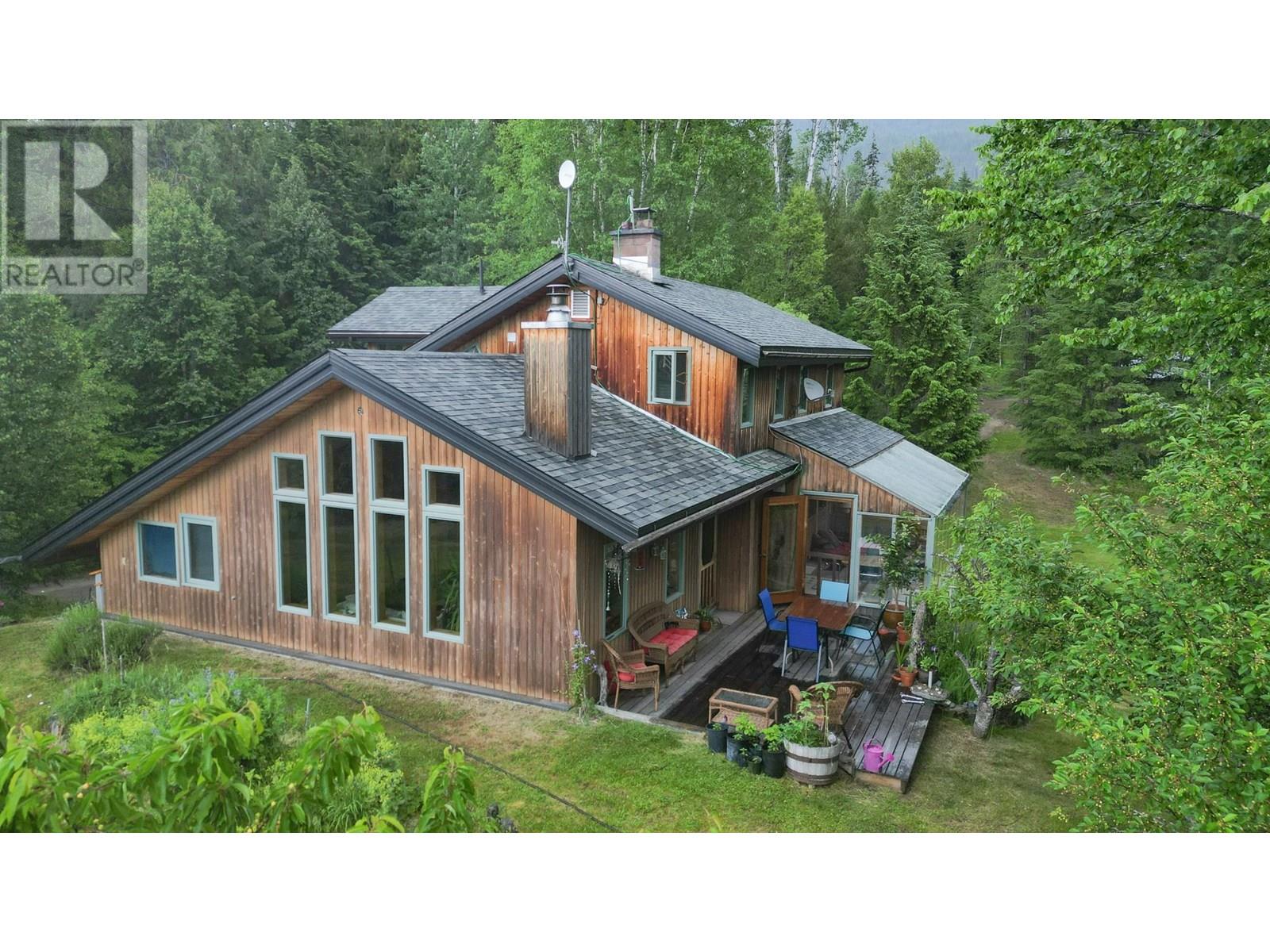 912 Riondel Road, riondel, British Columbia