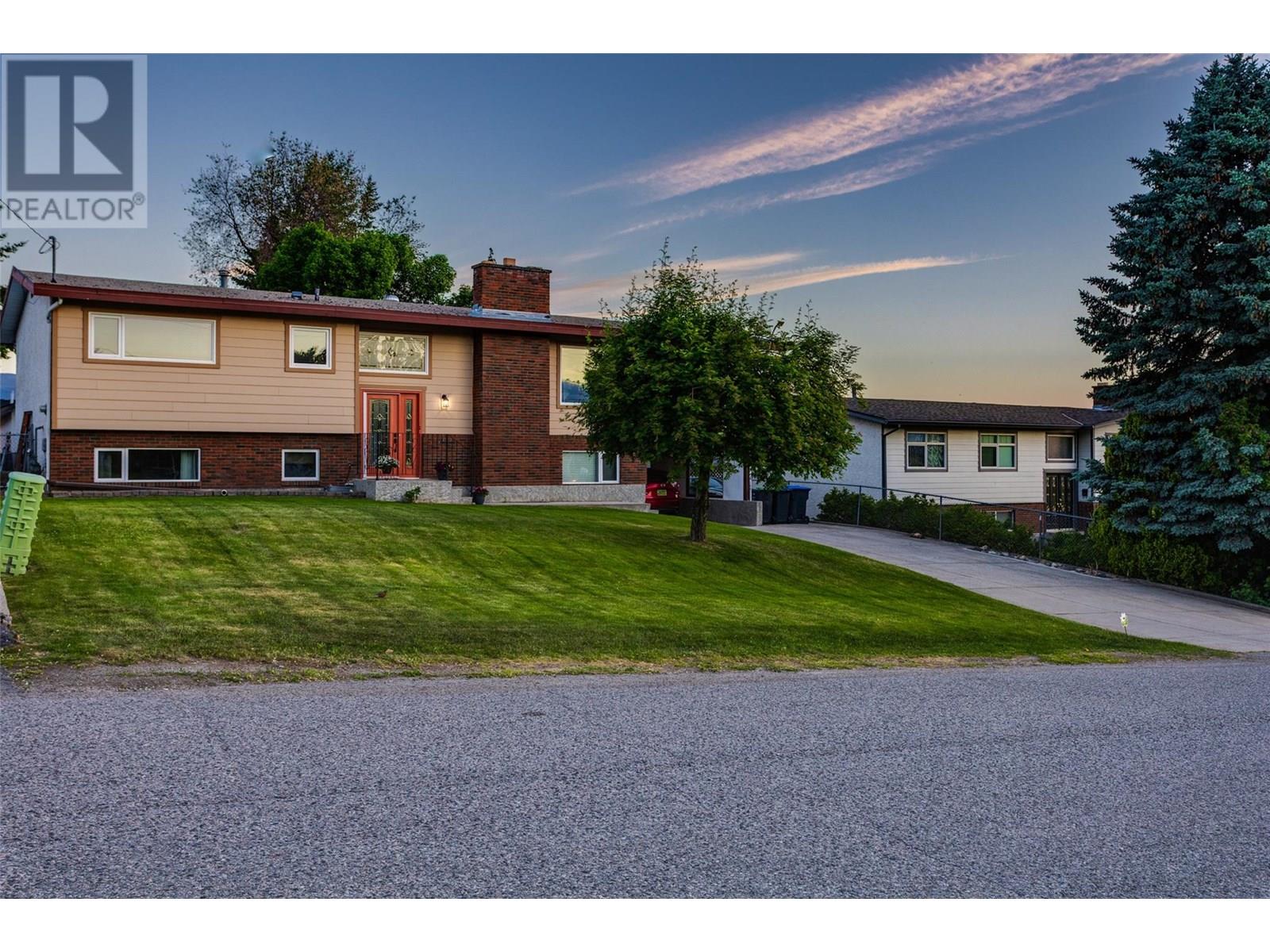 1675 Stayman Road, kelowna, British Columbia