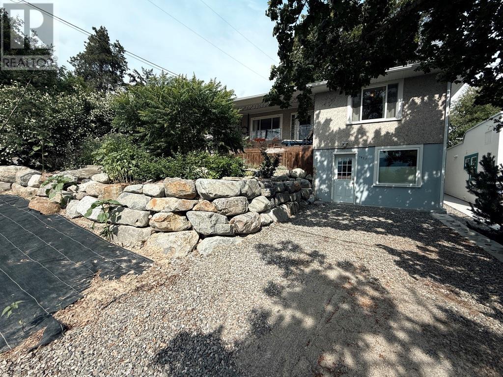 318 11th Avenue N, creston, British Columbia